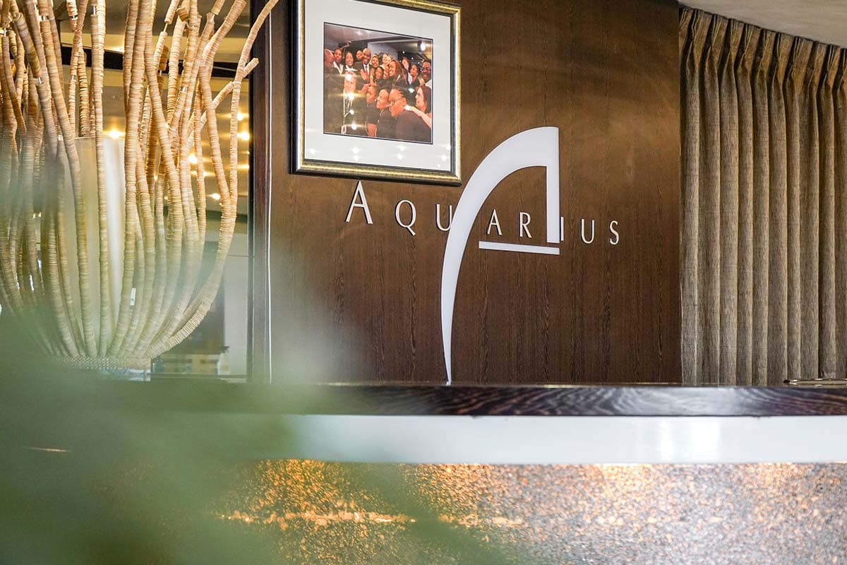 Aquarius Luxury Suites details