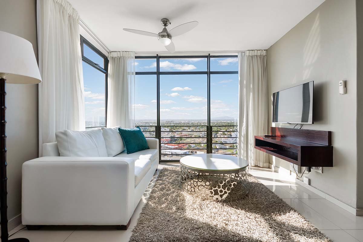 One Bedroom Luxury Suite – kitchen