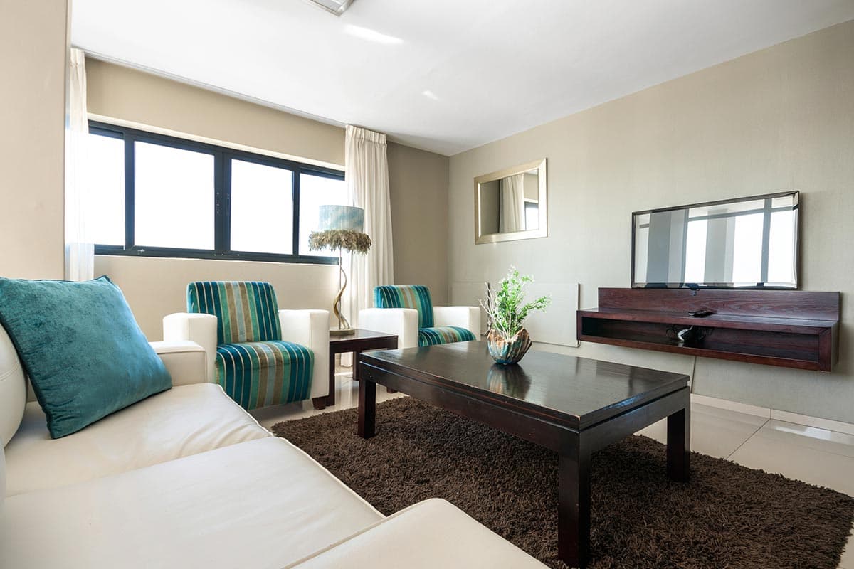 Three Bedroom Deluxe Suite — photo 3