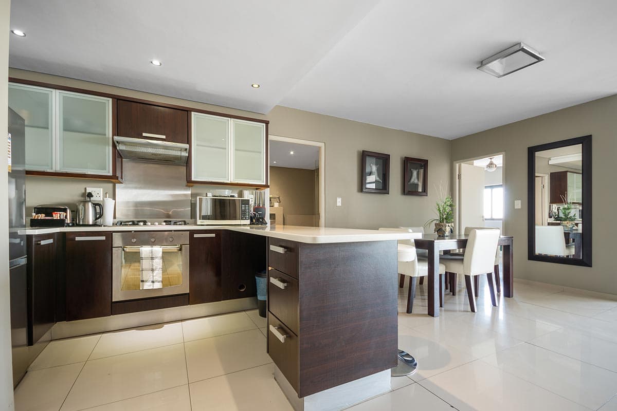 Two Bedroom Luxury Suite — photo 1