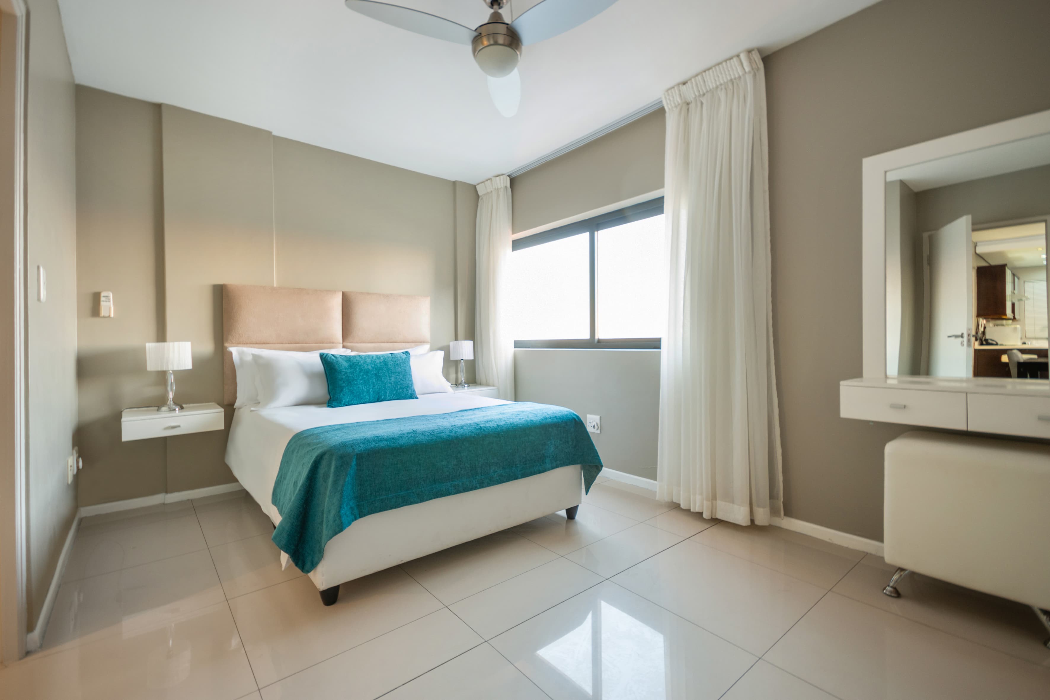 Two Bedroom Luxury Suite – photo 11