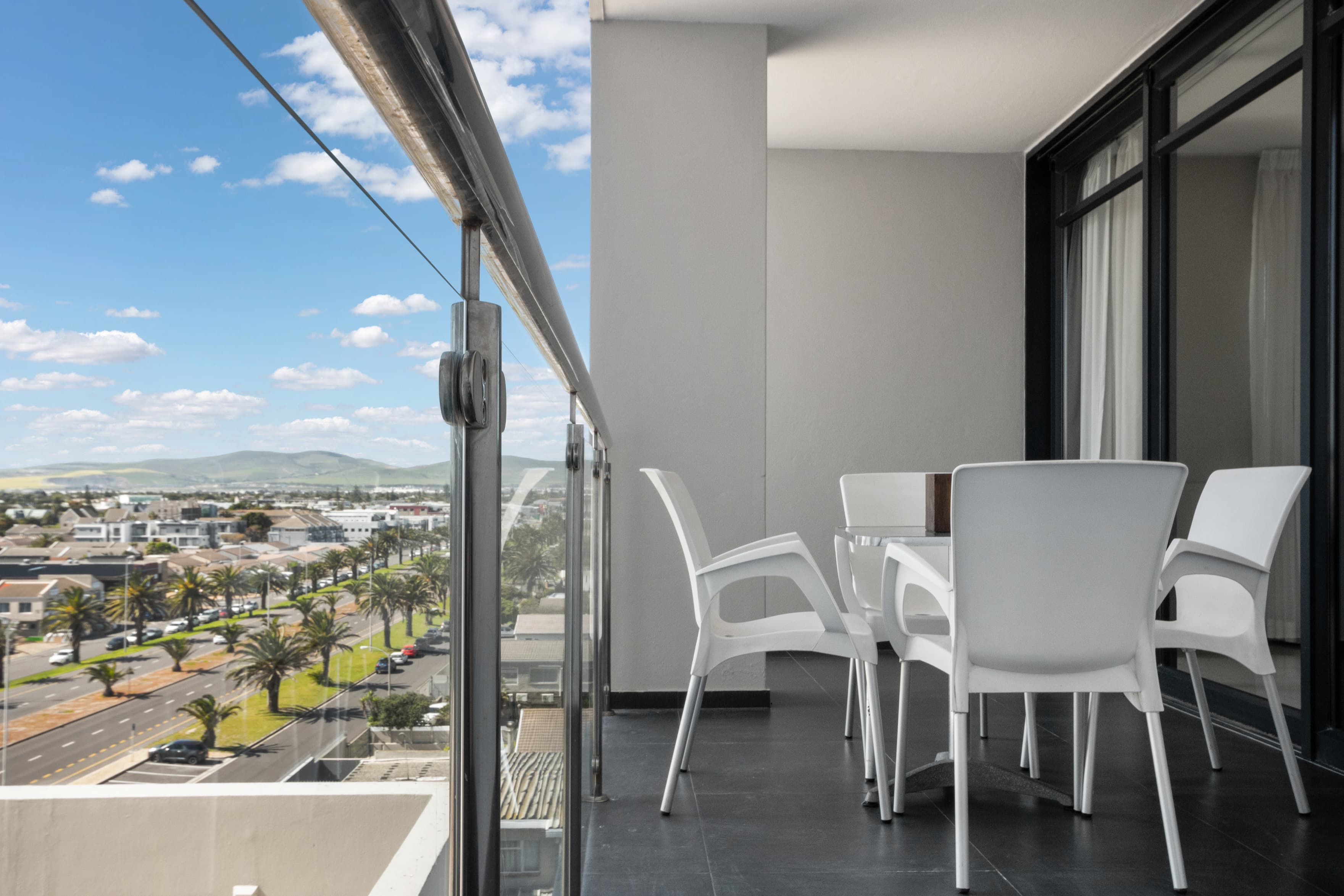 Three Bedroom Deluxe Suite – photo 20