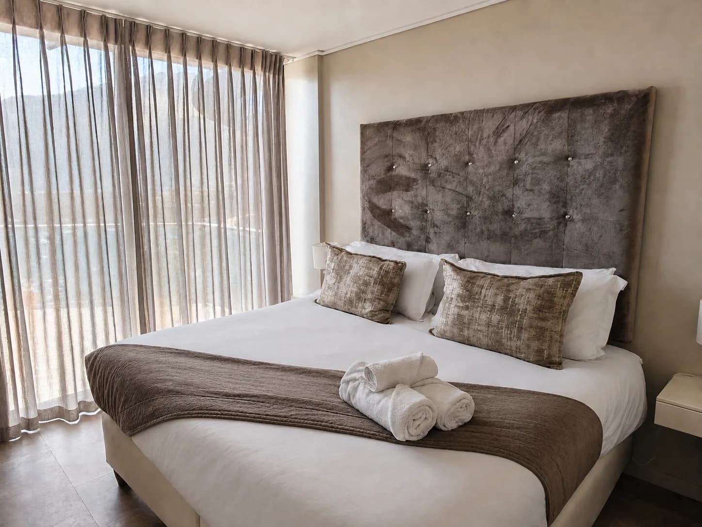 Three Bedroom Penthouse Suite — photo 7