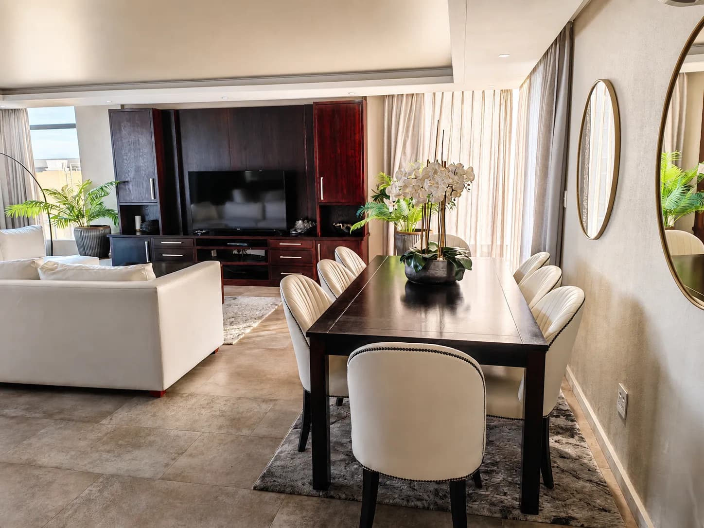Three Bedroom Penthouse Suite — photo 5