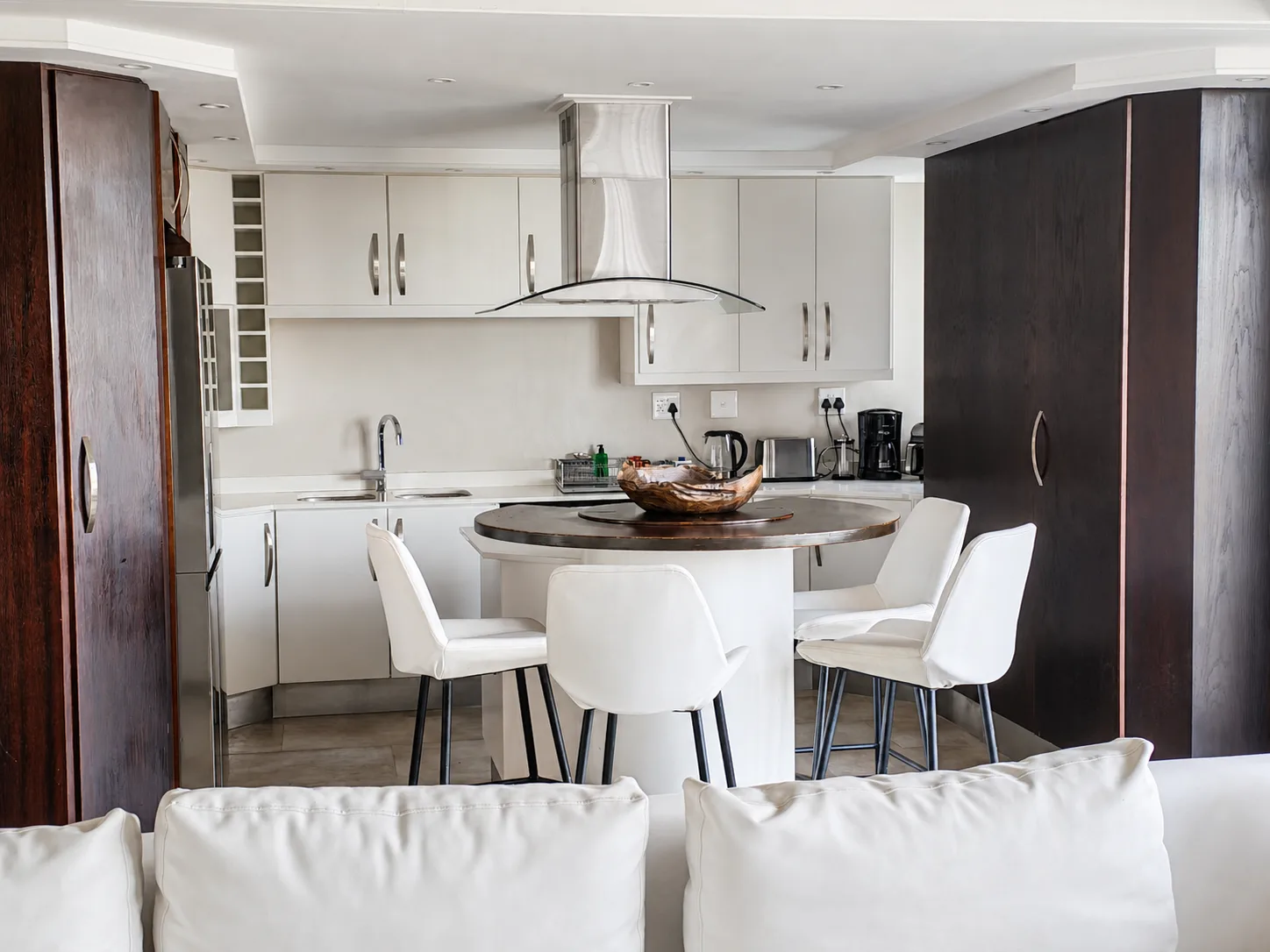 Three Bedroom Penthouse Suite — photo 3